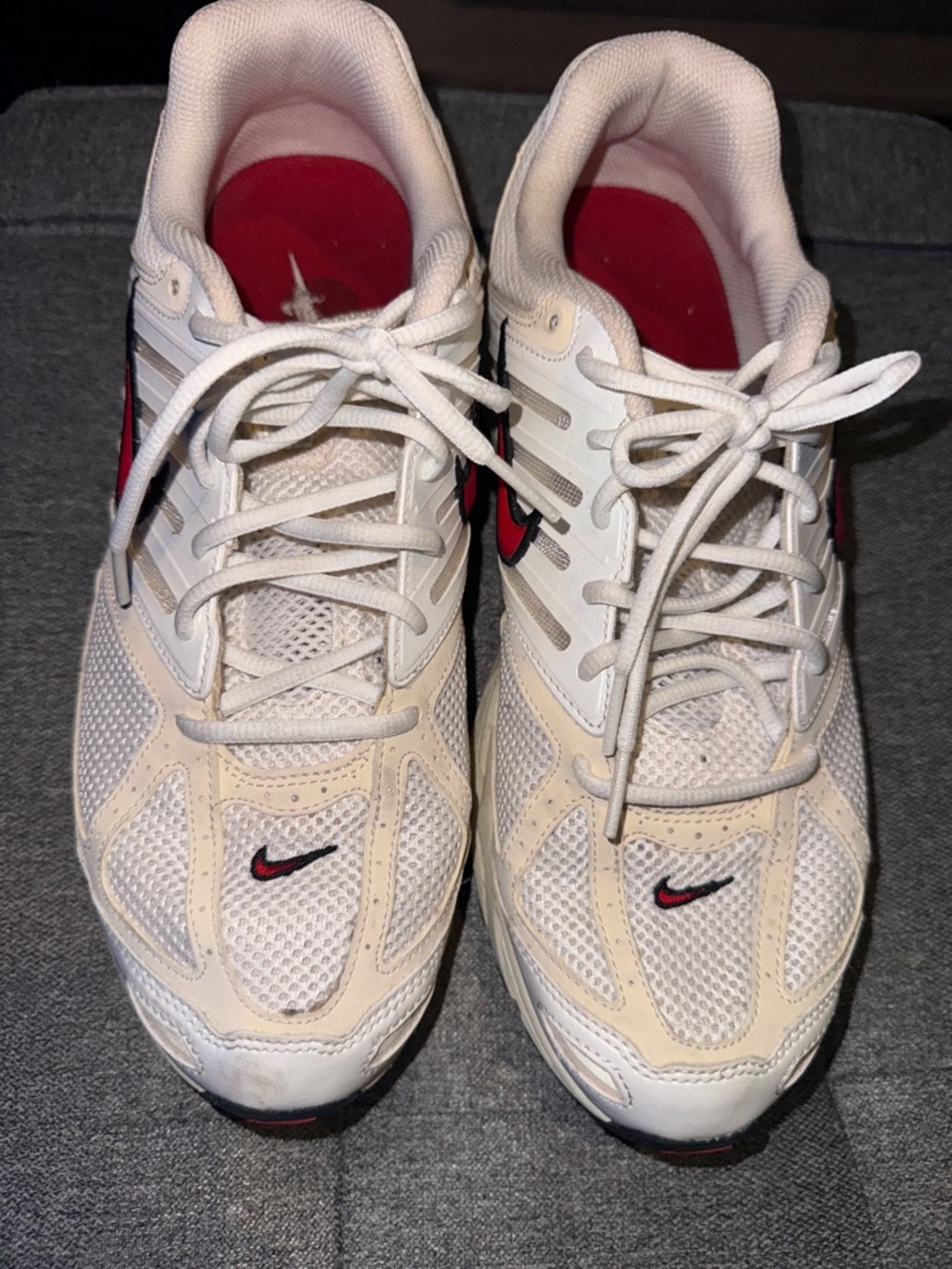 Nike Men's White and Red Athletic Sneakers